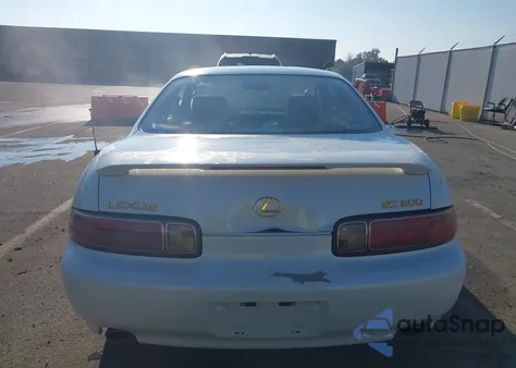1997 Lexus Sc 300 z USA, uszkodzony, nr VIN JT8CD32Z3V1000234